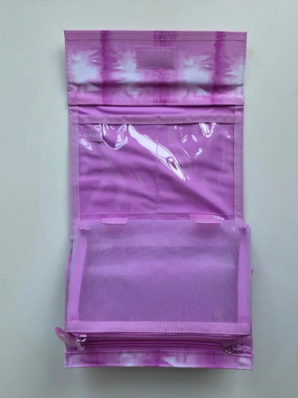 NEW Clinique Tri-Fold Travel Cosmetic Case Tie Dye Pink Purple Foldable Mesh GWP